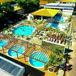 Internacional Diroma Com Roupa De Cama ----destinos Combinados Turismo Caldas Novas